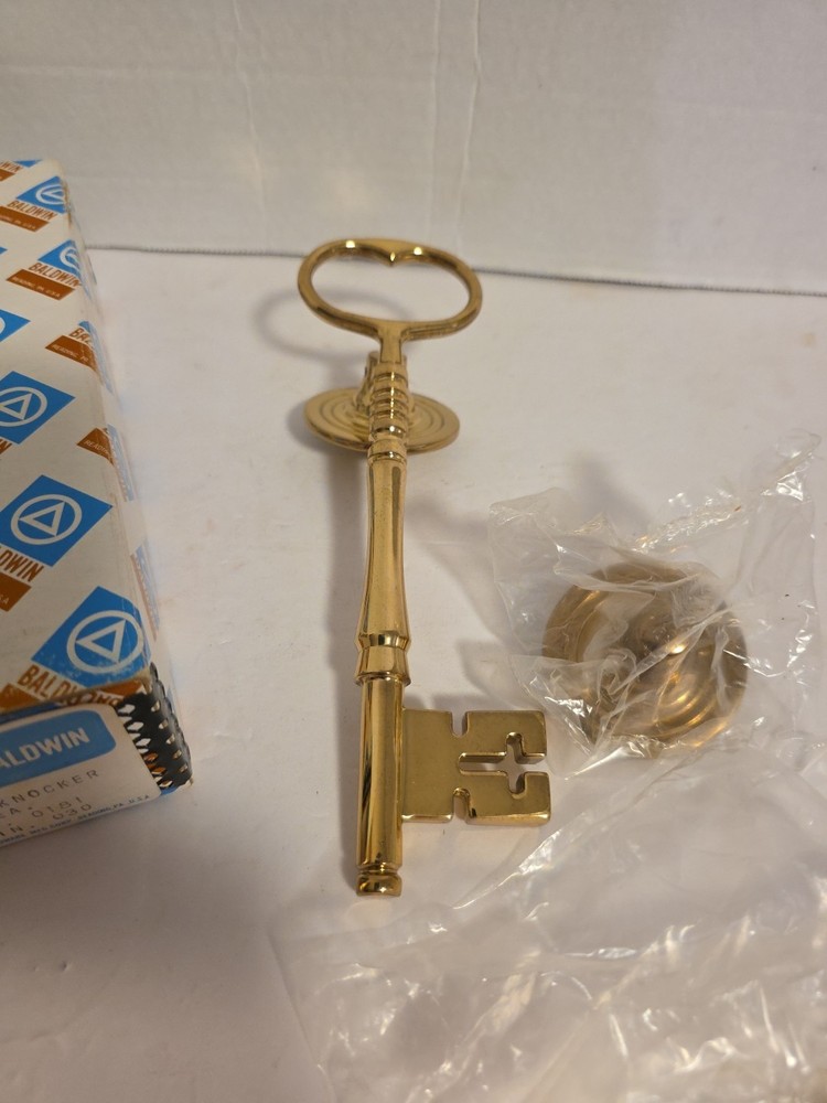 Vintage Baldwin #0181 Solid Brass Key Door Knocker Nos.