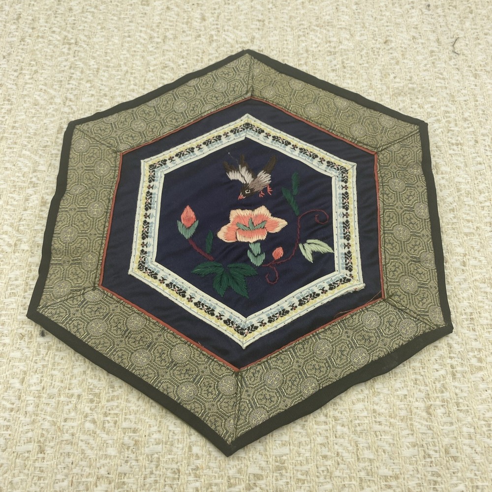 Vintage Chinese silk embroidered hexagonal doily
