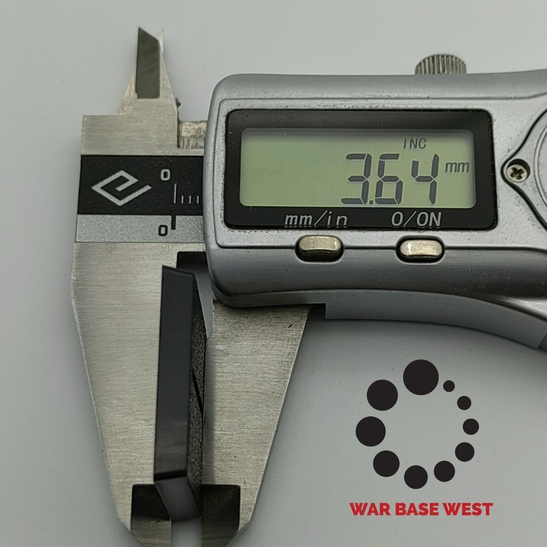 Lot Of 100 25mm Square Slot Bases Used For Warhammer Fantasy Saurus Orc Chaos