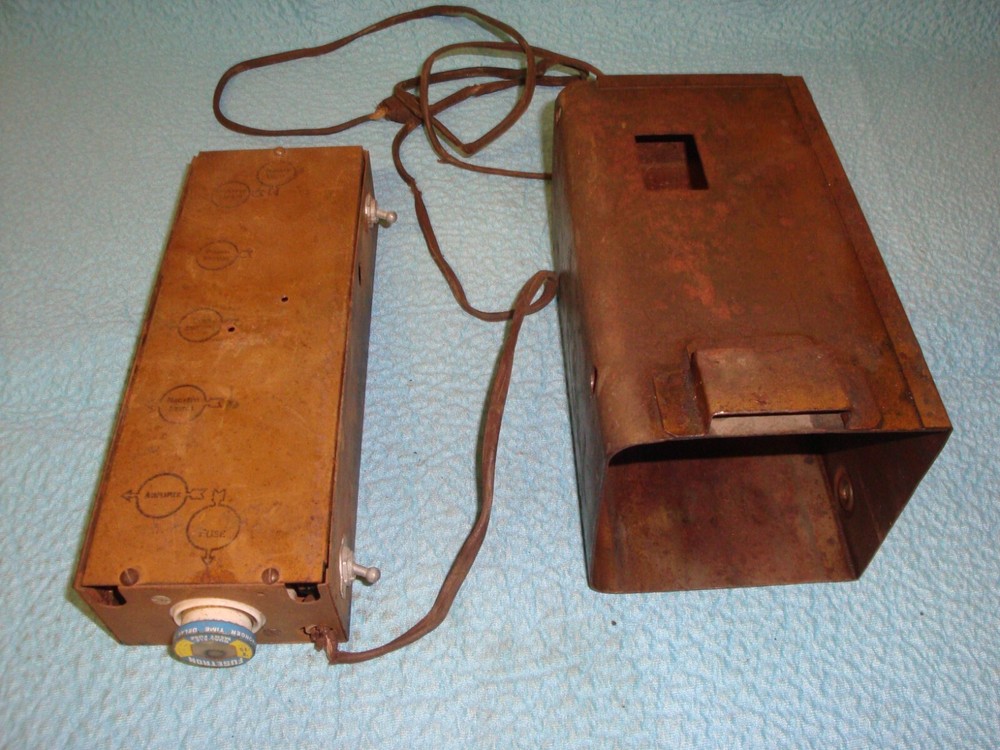 Wurlitzer Jukebox Coin Box Housing & Junction Box