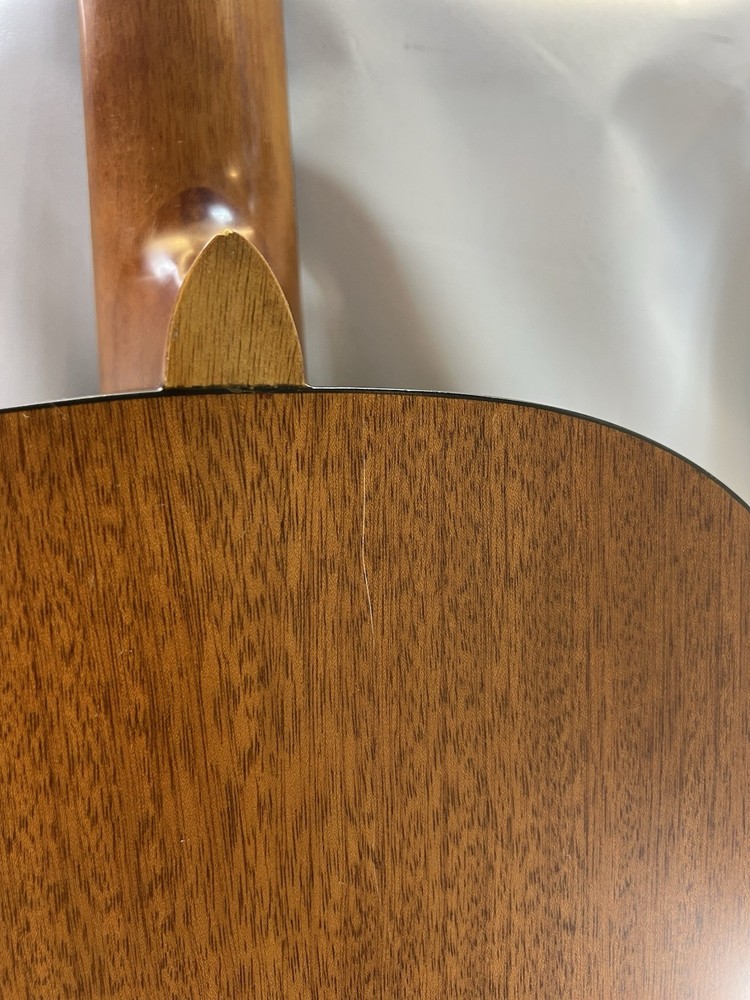 Hohner HC620 Classical Guitar Solid Top 2-Way Truss Rod