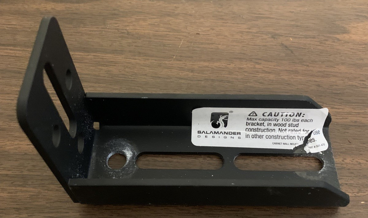 Salamander Design SQ/WK1 Wallmount Kit for Quad-width Synergy Models - Open Box