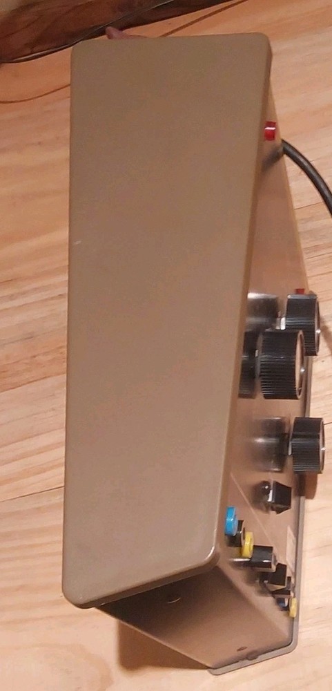 B&K Precision 501a Semiconductor Curve Tracer W/ Cable