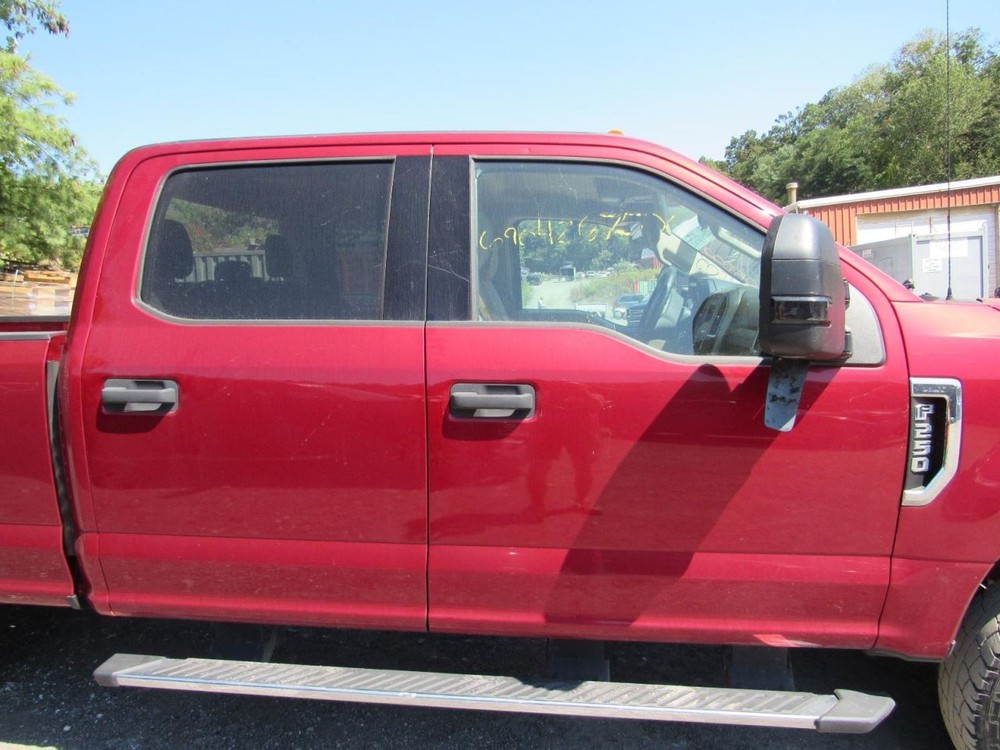 F250SD 2017 Glove Box 1077469