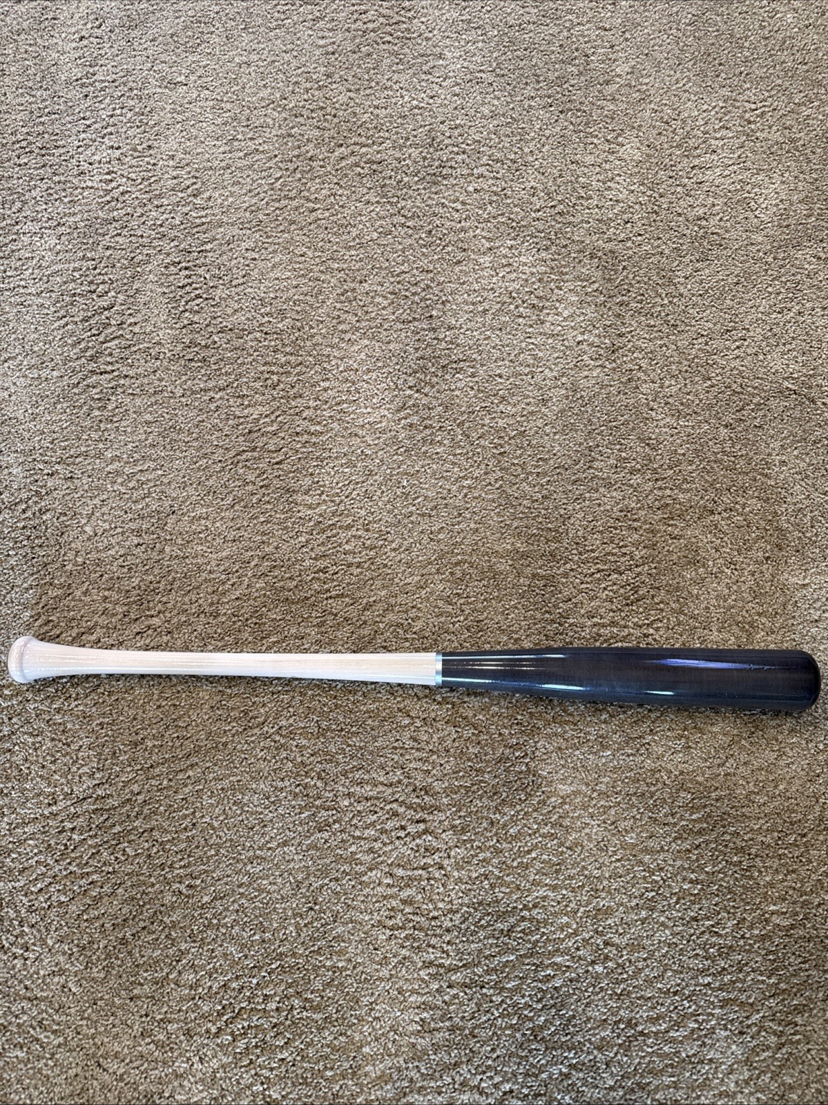 33In AM22 Maple Wood Bat
