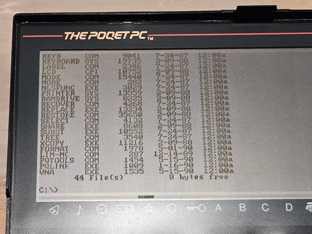 Poqet PC Model 0164, many accessories, some issues with display