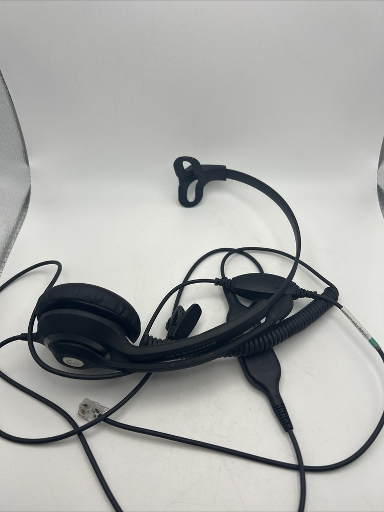 Sennheiser Headset With CAVA31 Connective Cable READ!!!