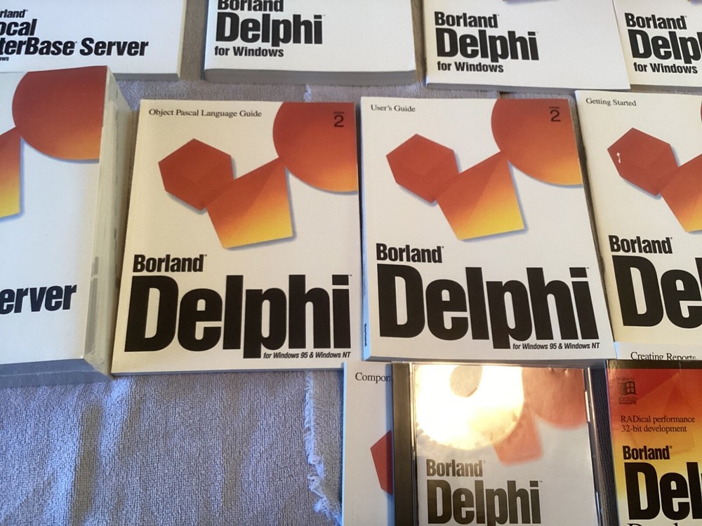 Vintage software developer Borland Delphi version 2 ,manuals etc.