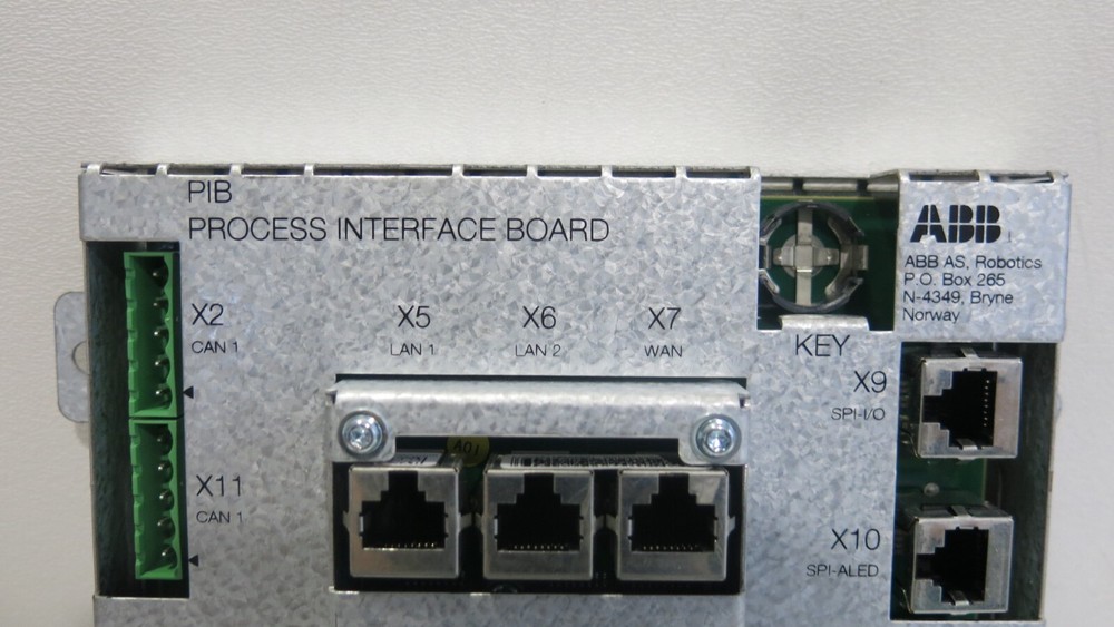 ABB 3HNA023282-001 PROCESS INTERFACE BOARD