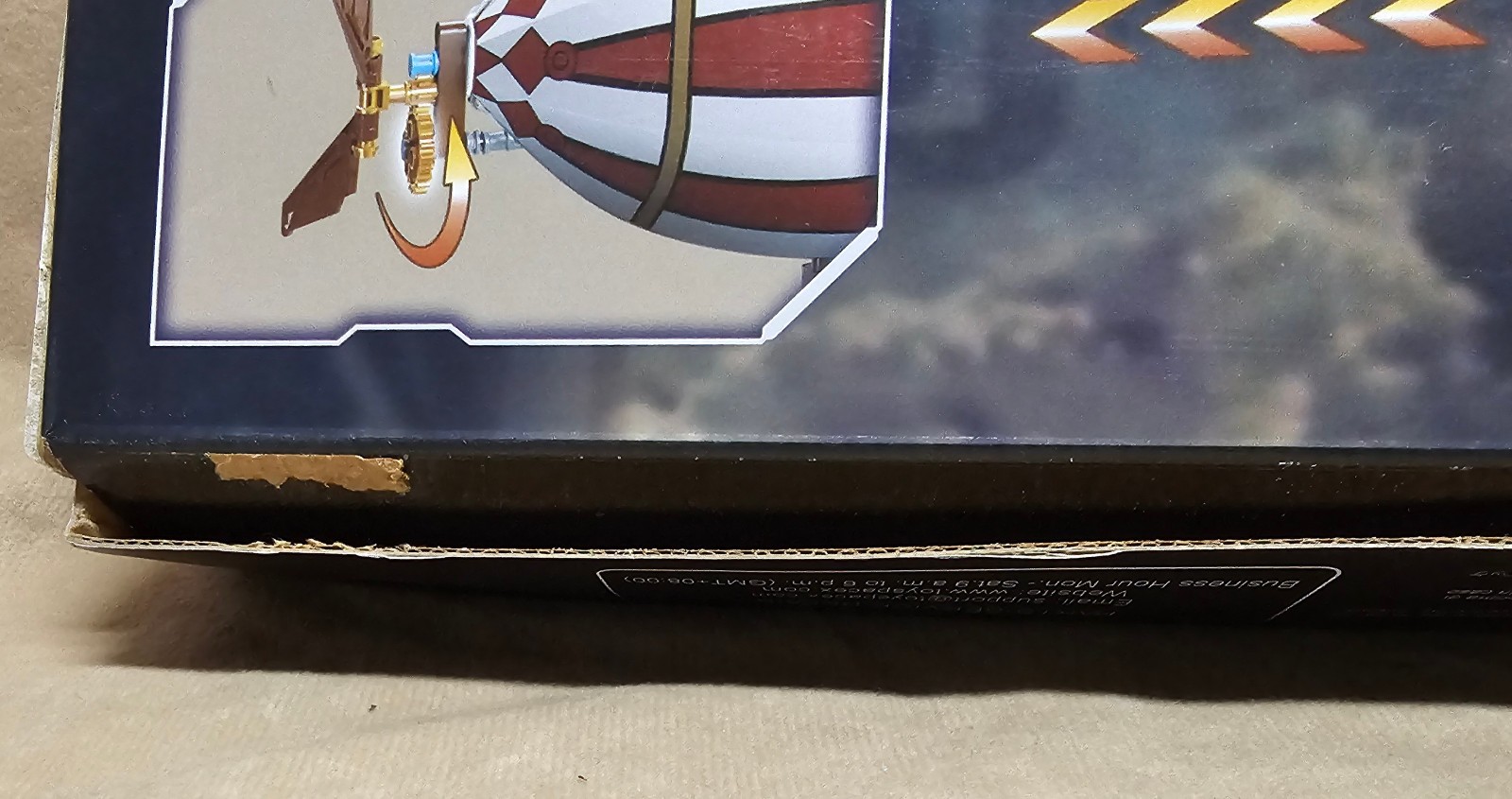 STEAMPUNK AIRSHIP SEALED 1283 PCS AOHU YEGG NEW UNOPENED BOX