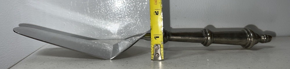 Heavy Metal Vintage Cake server FR1E