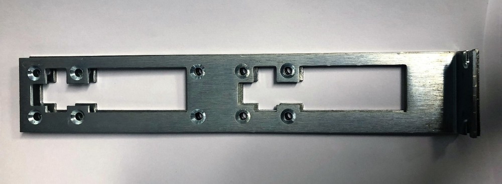 Cisco 2811 rack brackets/ears for 2 post stand