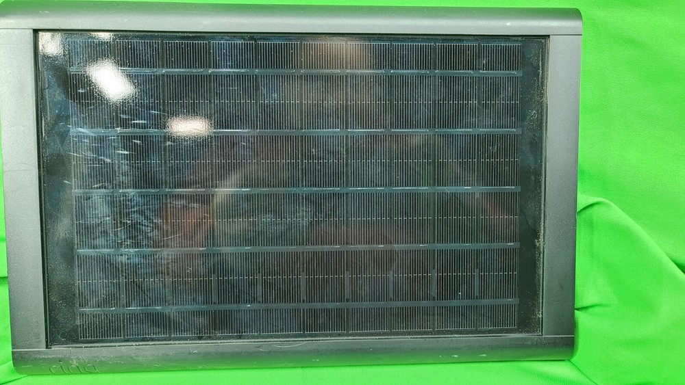 Ring 1st Gen 5W Super Solar Panel, Barrel Plug, Black