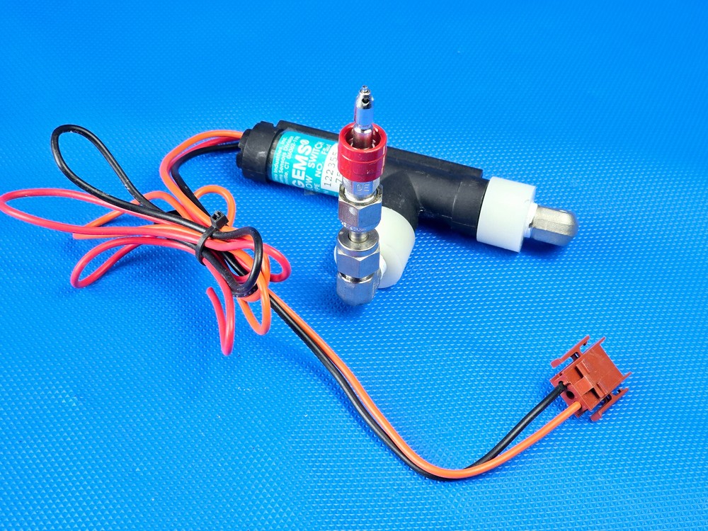 GEMS SENSORS FS-4, 122355 Liquid Flow Switch,
