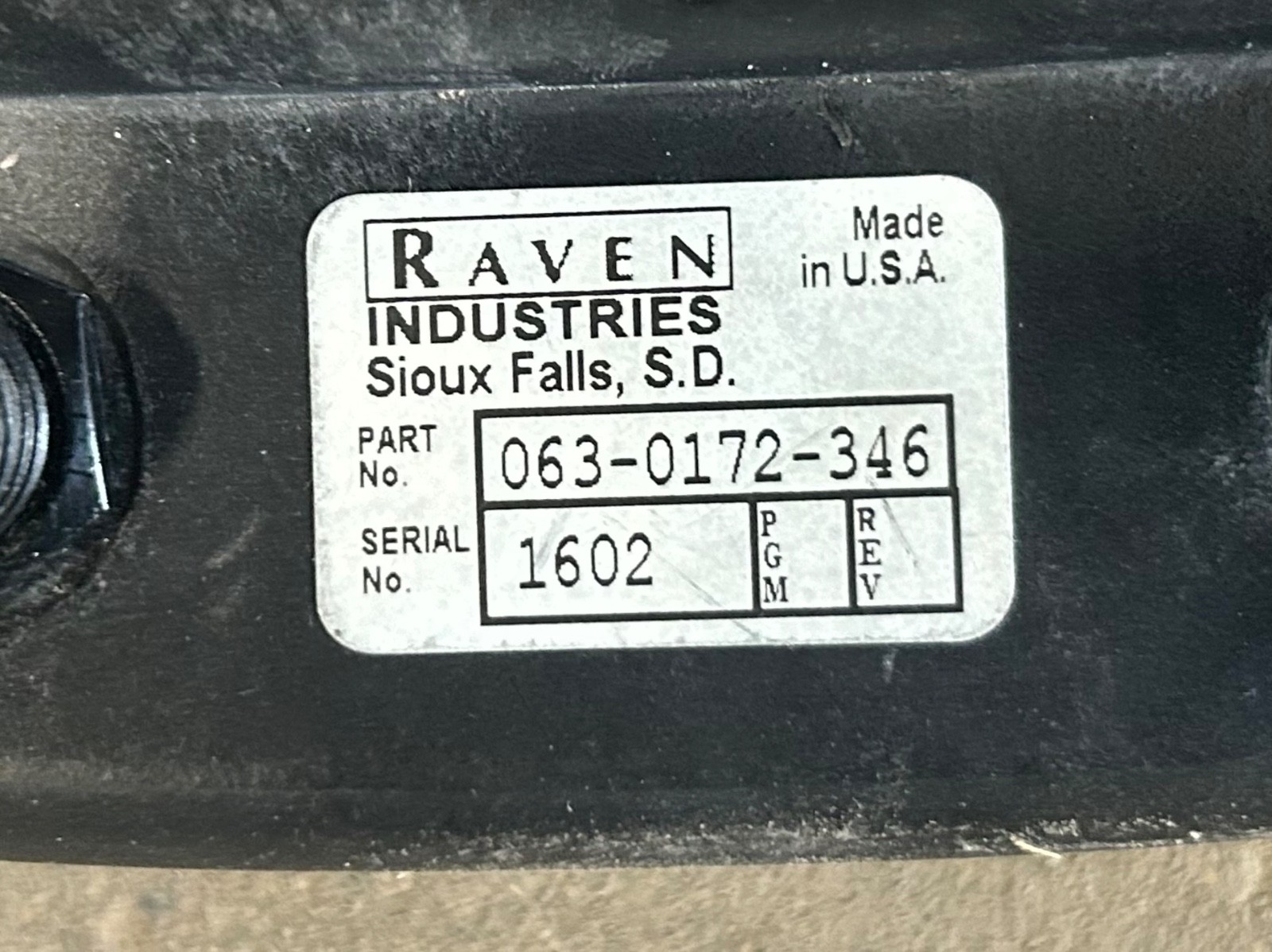 Raven RGL 600 Lightbar (P/N: 1-063-0172-346) w/cable