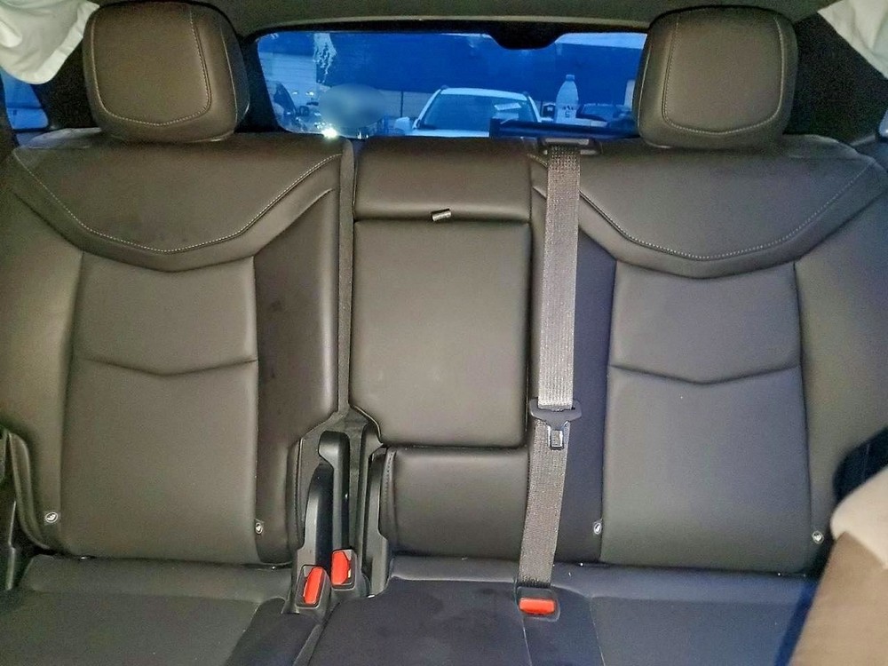 XT5 2024 Glove Box 809351