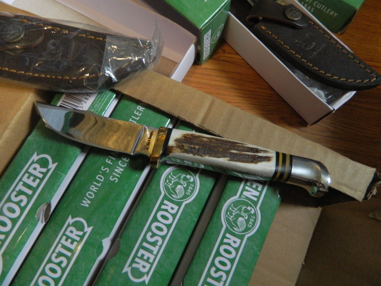 HEN & ROOSTER Fixed Blade KNIFE Stag Handle w/ Original Leather Sheath HR-5048