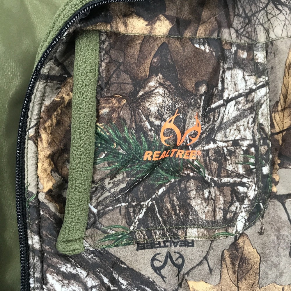 Real Tree Hunting Jacket Large Camo