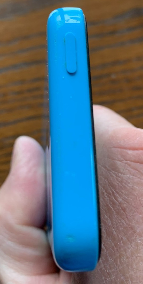 Complete thermal imaging system - FLIR ONE Thermal Camera and iPhone 5c