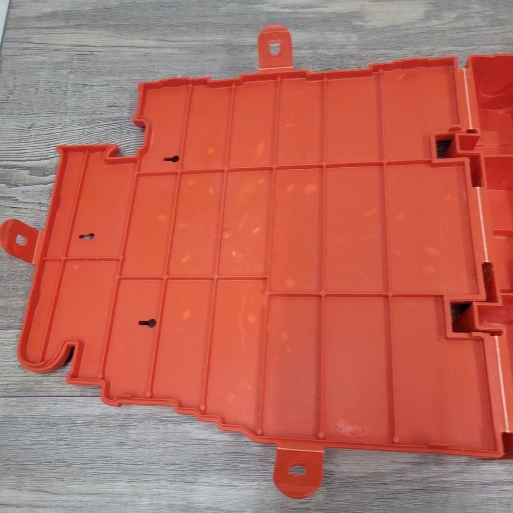 1983 Hot Wheels Racers Engine Case