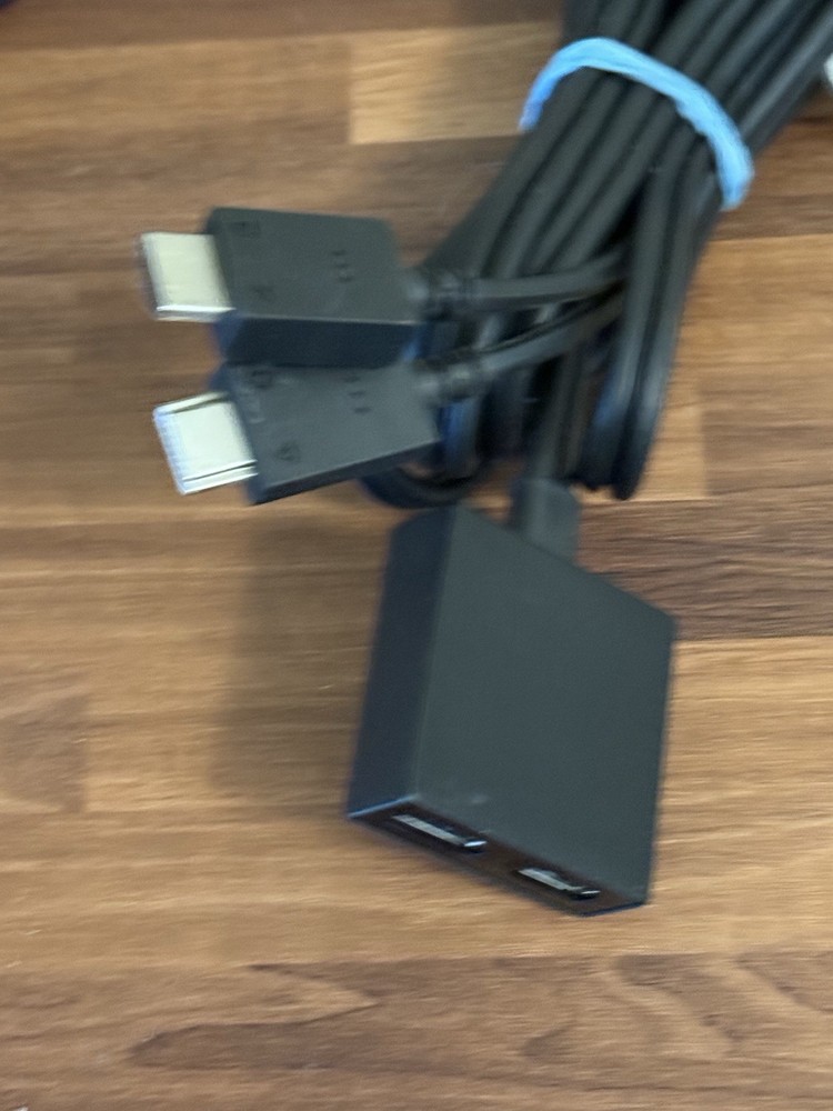 Sony PS4 VR Camera V2 Motion Sensor & Plantation VR2 PC Adapter Bundle