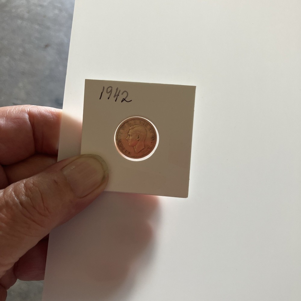 1942 CANADA CENT - Less Common Date Mint Condition Very Rare