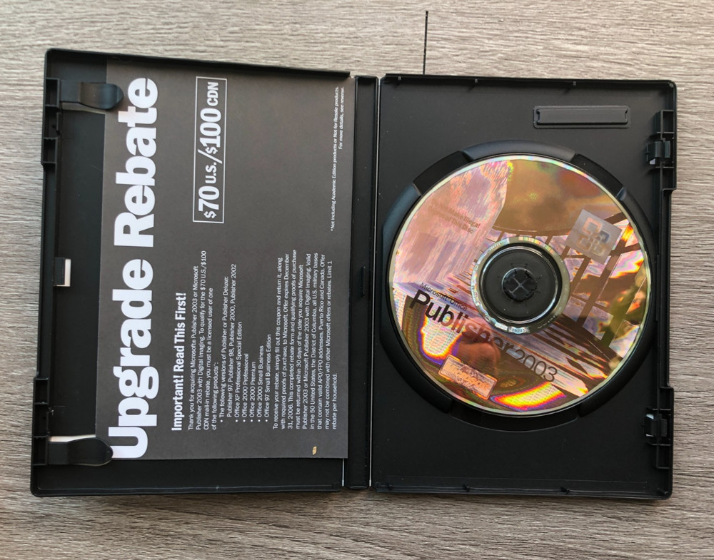 Microsoft Office Publisher 2003 Disk + Product Key - Complete in Box