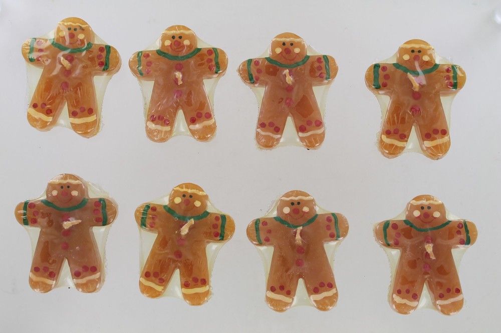 8 New Gingerbread Men Cookie Candles