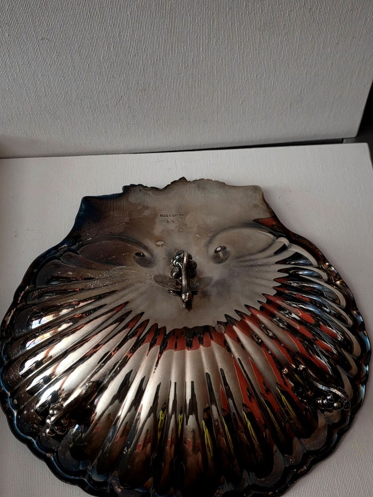 Reed & Barton Shell Dish Dishware Silver Plate Decorative Serving Dish Scalloped