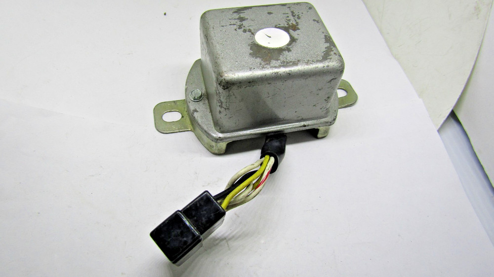 Voltage Regulator Standard VR-121