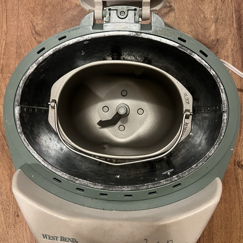 West Bend 41077 Just for Dinner Automatic Bread Maker - Tested And Working