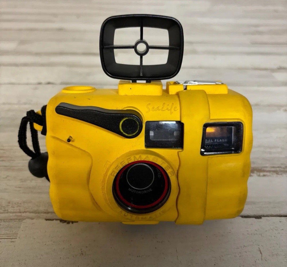 SeaLife Underwater Camera SeaLife Point And Shoot Camera ReefMaster RC Automatic