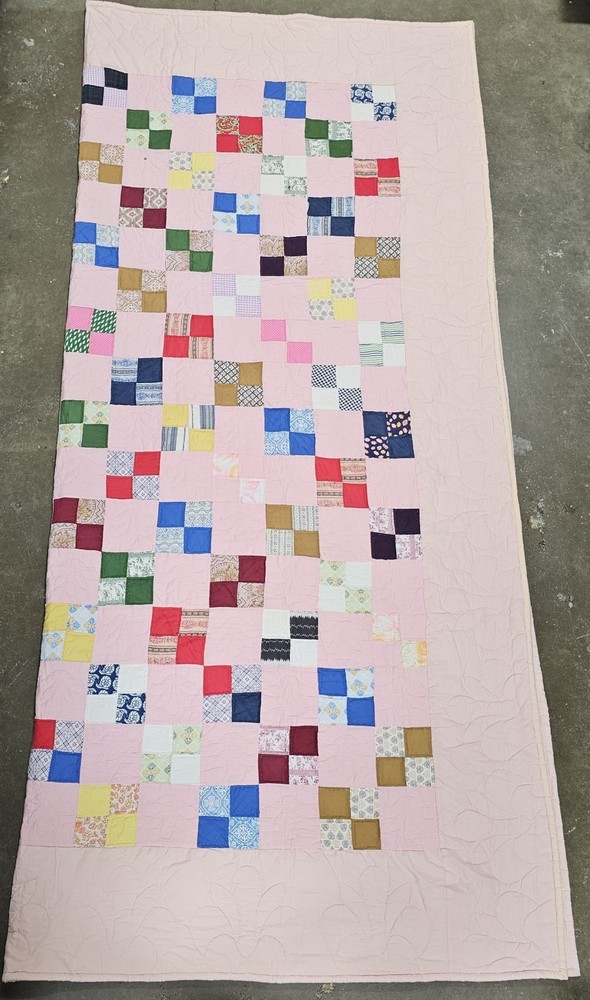 Handmade 4-Patch Pattern Quilt Solid Pink Backing 100 x 90 Colorful #C9