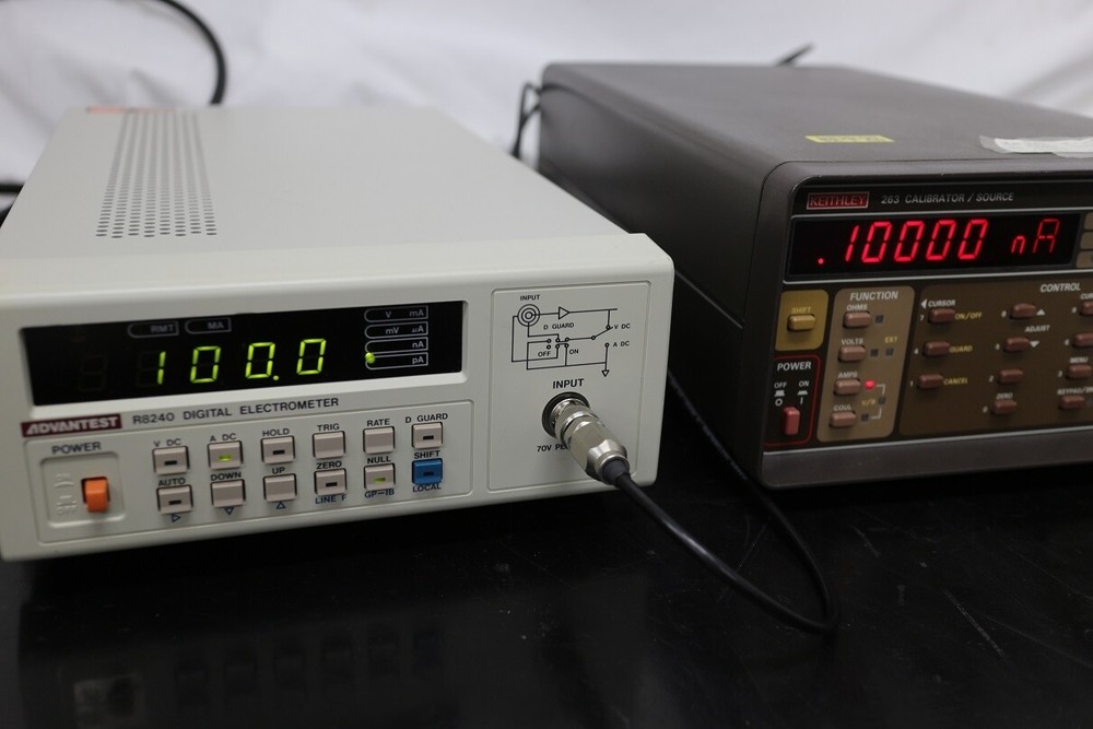 ADVANTEST R8240 Digital Electro Meter