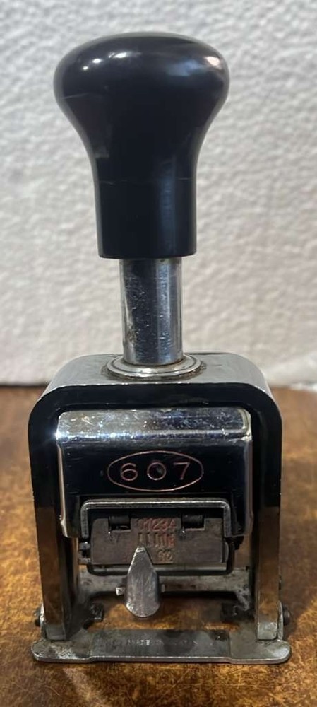 Vtg MAX Auto Number Automatic Numbering Machine Hand Stamp 6 Digit