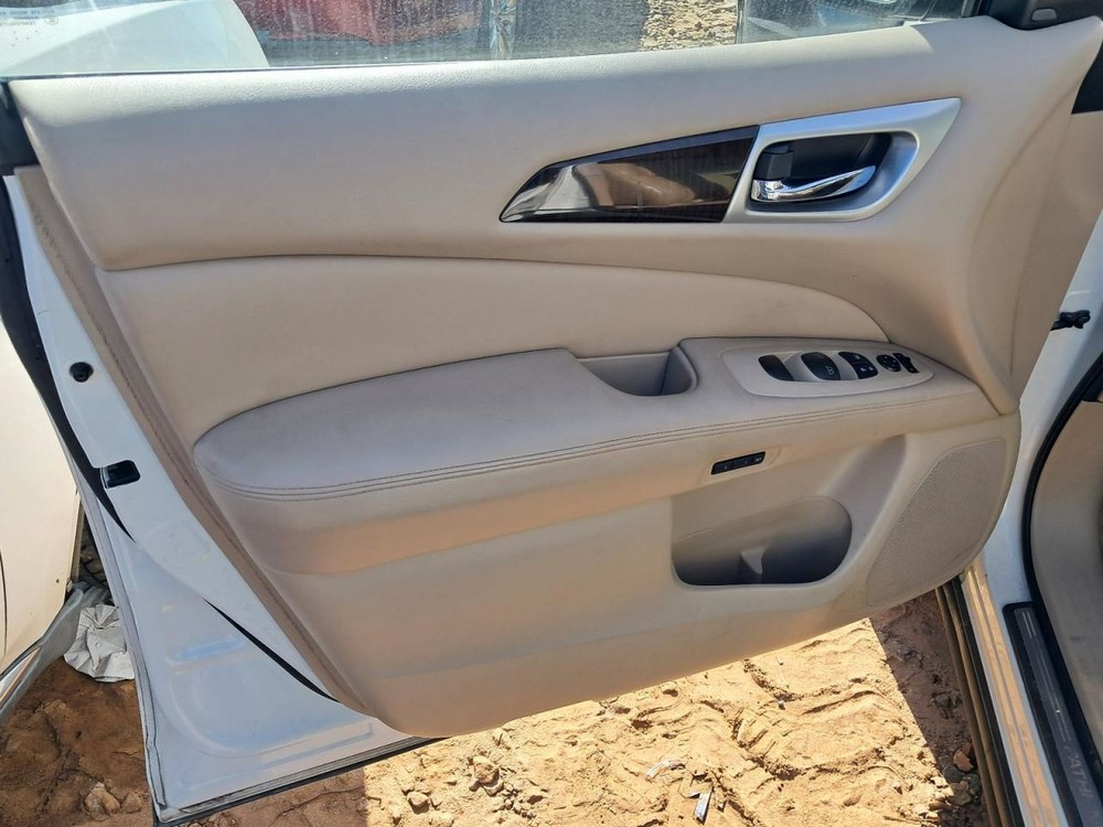 PATHFINDR 2015 Glove Box 4837613