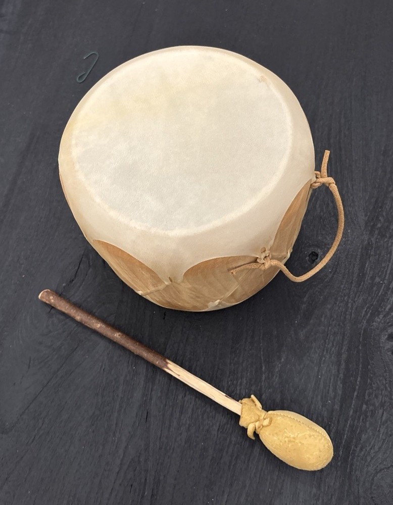 RAWHIDE & WOOD DRUM WITH BEATER