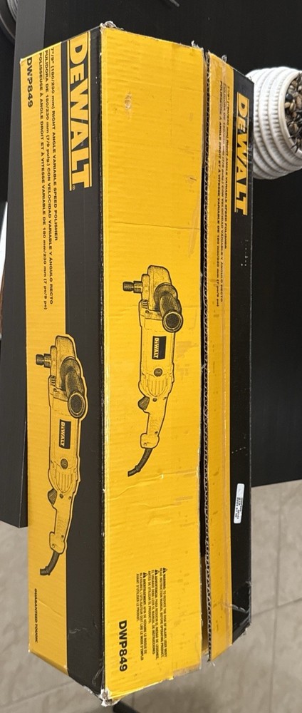 DEWALT DWP849 7 inch / 9 inch Variable Speed Polisher