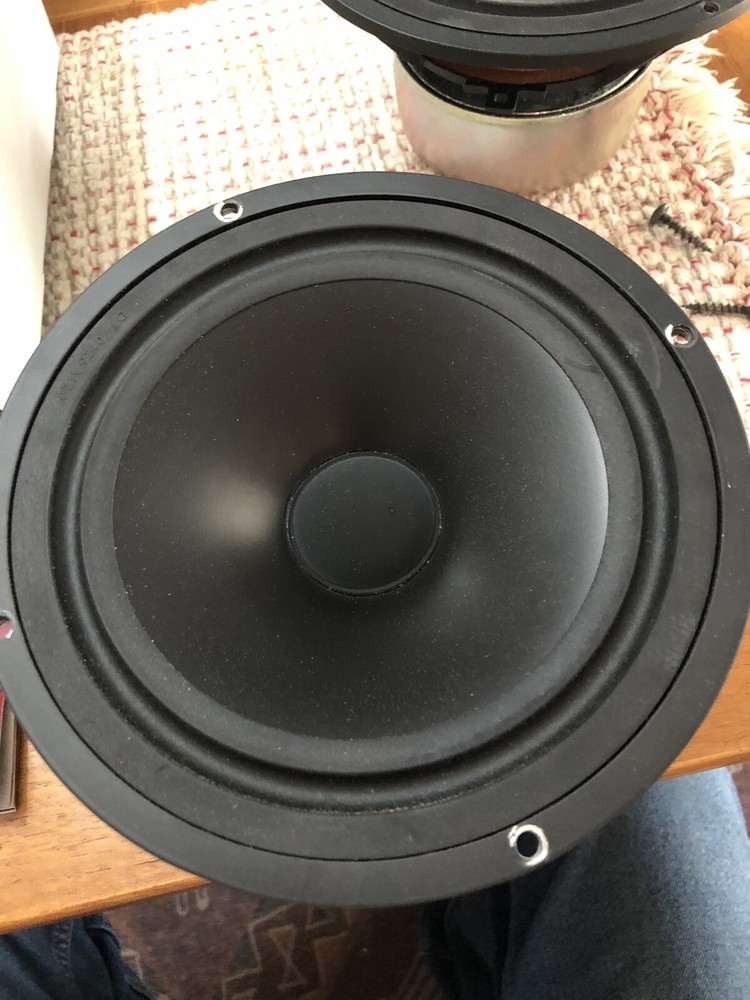 Definitive Technology CLR 3000 Midrange 0151A100   6”  782TM