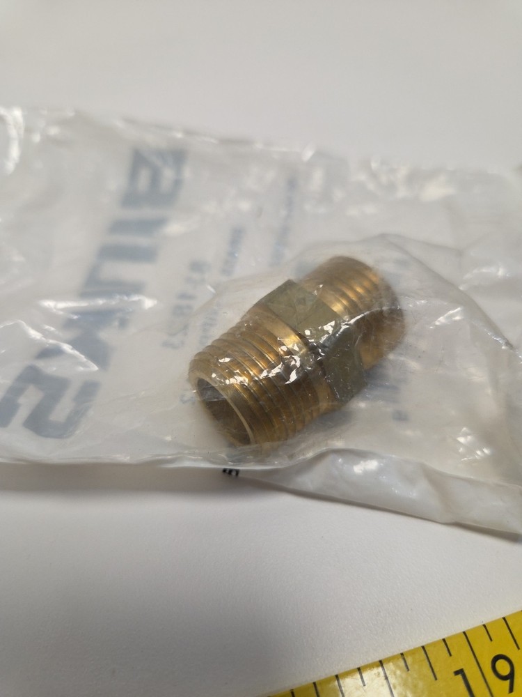 Binks 83-1823 Brass DM Nipple 1/2