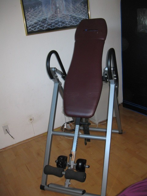 Exerpeutic Inversion Table