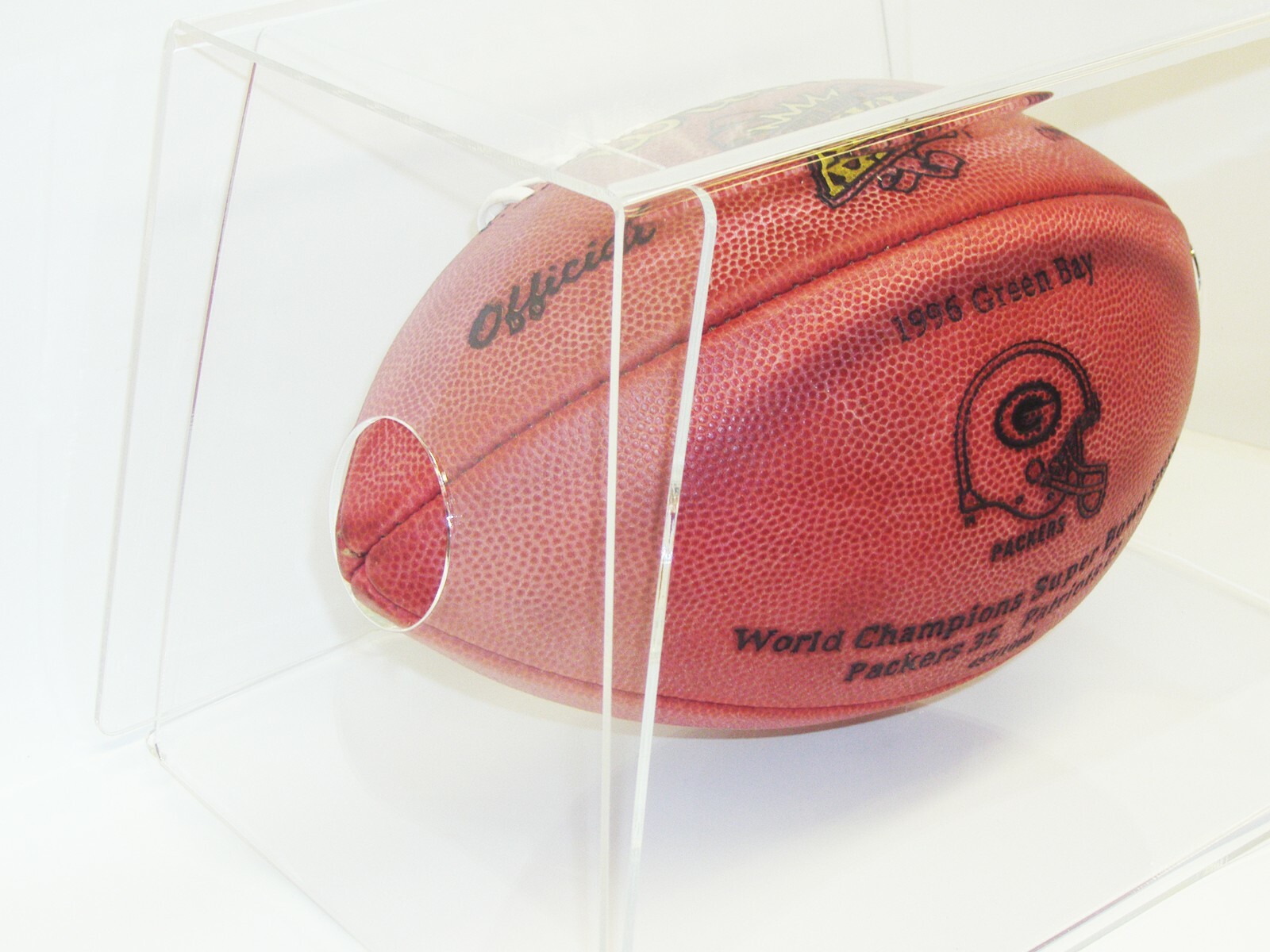 Green Bay Packers Serial Numbered Superbowl XXXI "Player" Game Ball 1 of a Kind