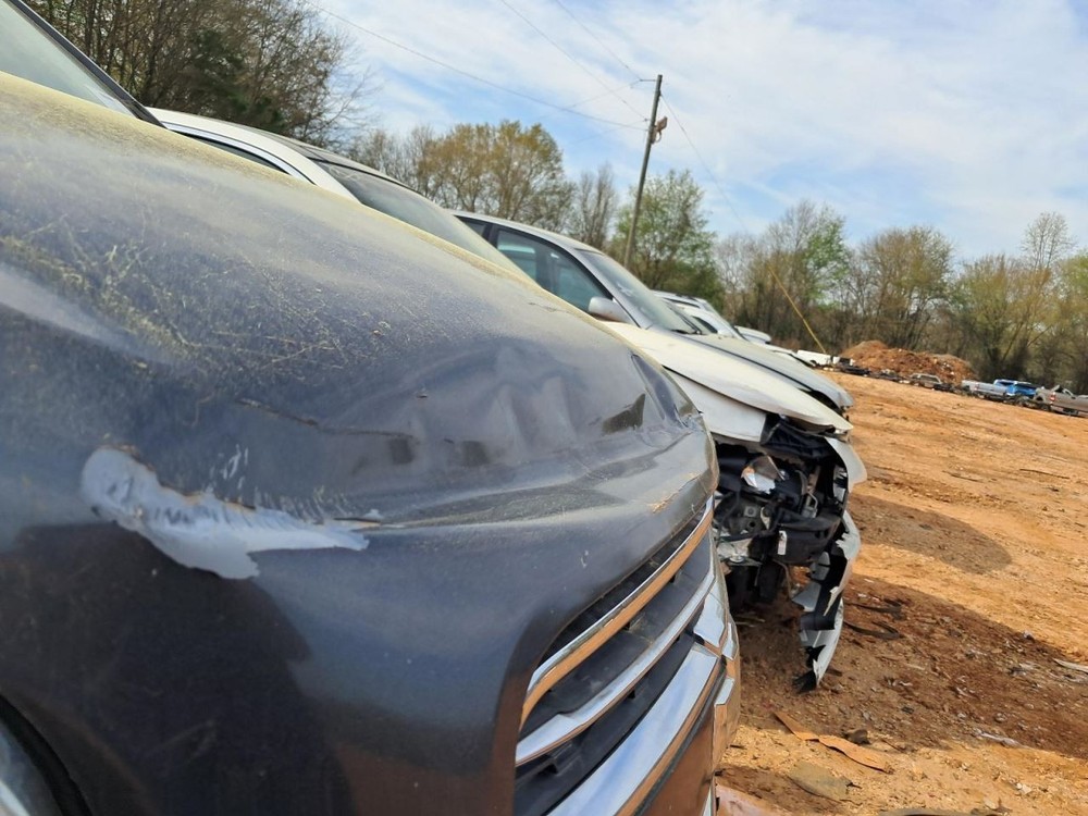 Fuse Box Engine Fits 16 TRAX 5017991