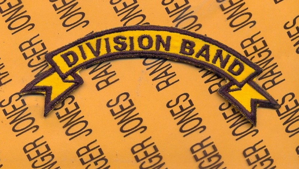 US Army AIR CAV 1st Cavalry Division DIVISION BAND 4.5" scroll tab patch c/e