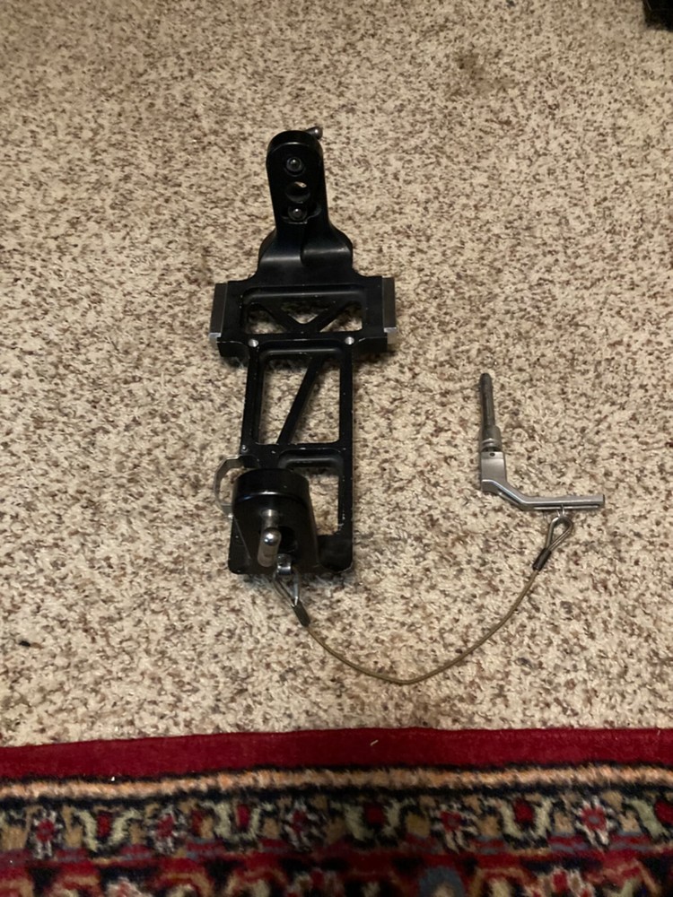 AN/VAS-5(5A&5B) Driver Night Vision Enhancer Optic Mounting Bracket, NVG, Abrams
