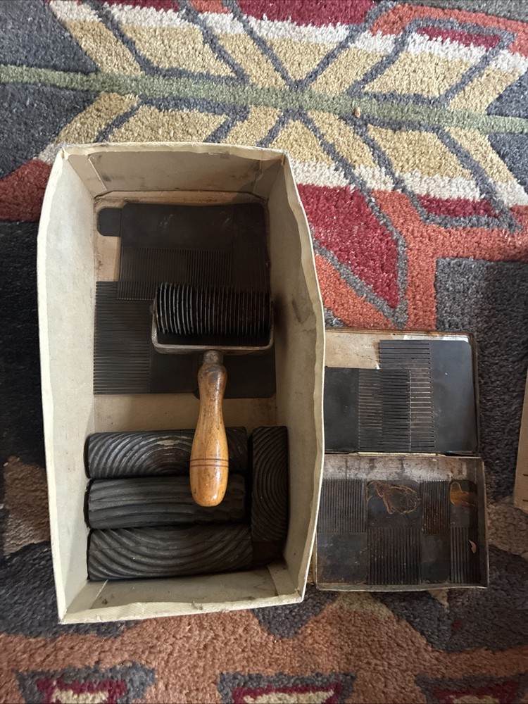 Set of 16 pcs Vintage Wood Grain Pattern Tools Rollers Fixed Stamp leather work