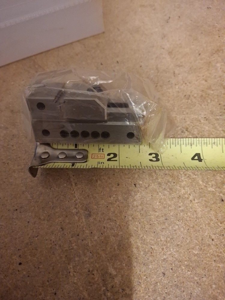 QKG 25x25 Precision Parallel Vise – NOS