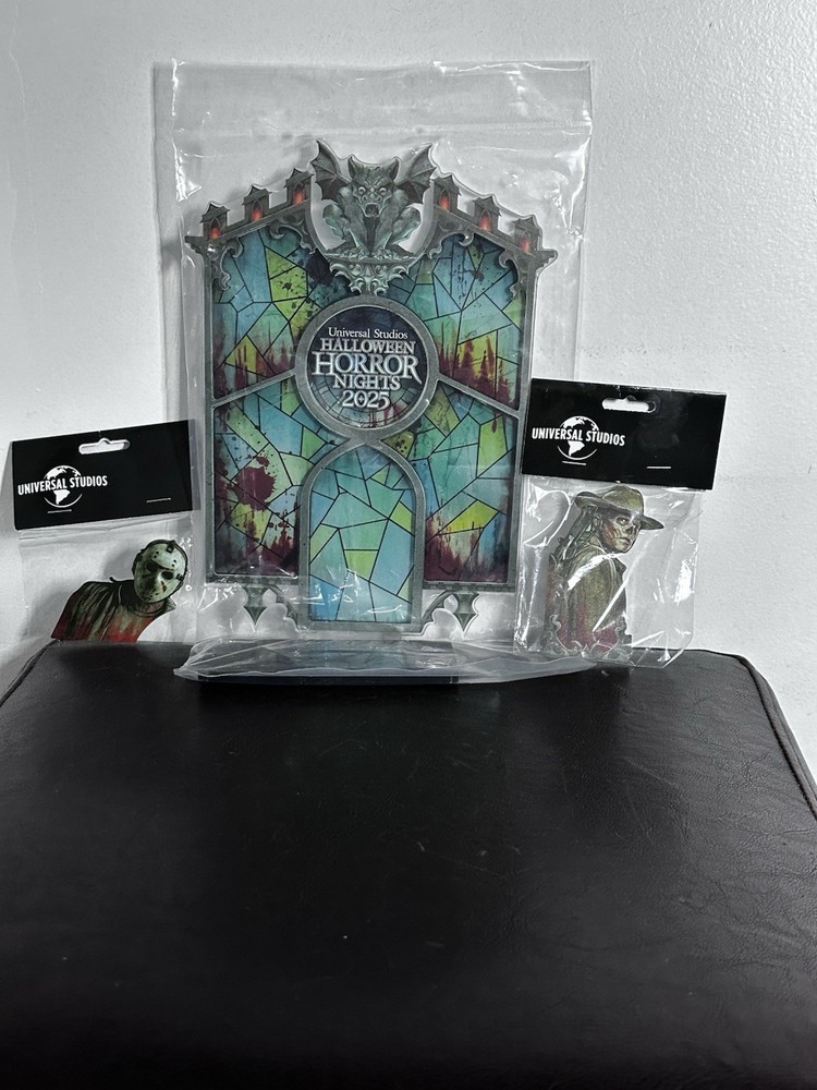 Universal Studios HHN 2025 Stained Glass Frame+Character Inserts Starter Set NEW
