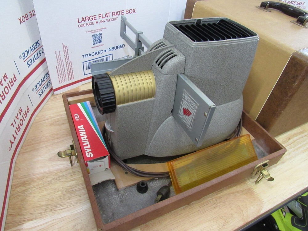 Vtg TDC Selectron Semimatic Streamliner 500 Slide Projector With Case [read]