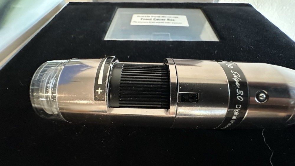 Dino-Lite Edge3.0 5MP Series Digital Microscope. AM73515MT8A